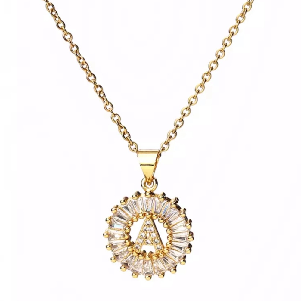 Gold Initial Crystal Sparkly Pendant Necklace A-Z - Picture 2 of 6